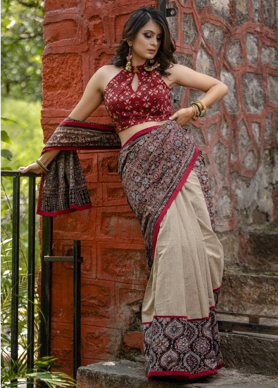 Digital Print Saree & Exclusive Blouse