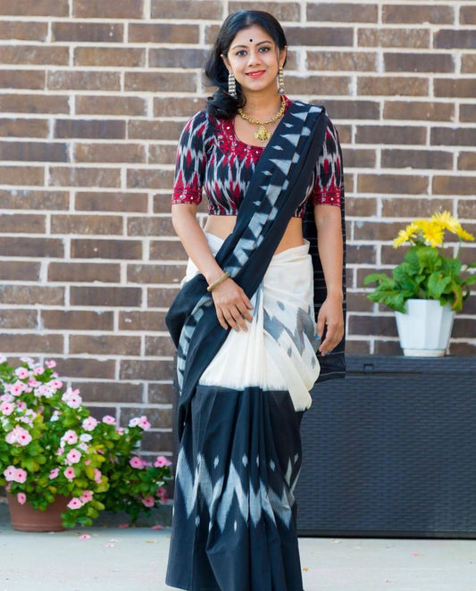 Women's Floral Printed Silk Crepe Saree with Unstitched Blouse Piece