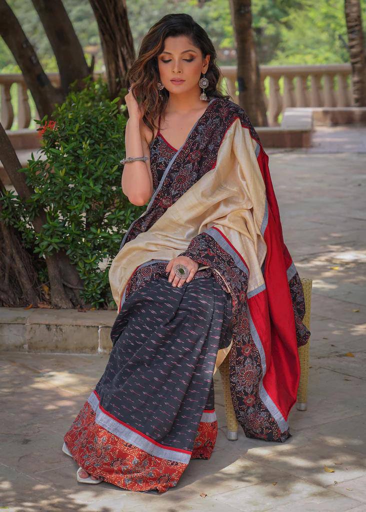 Soft Black and Maroon Saree For Women & Girls With Unstitched Heavy Blouse Piece